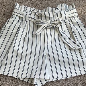 ❌SOLD❌Zara trf collection pinstripe high waist